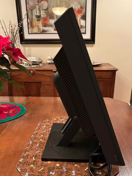 Photo of free LENOVO ThinkCenter 20.1” monitor (San Carlos-El Camino near Hull) #2