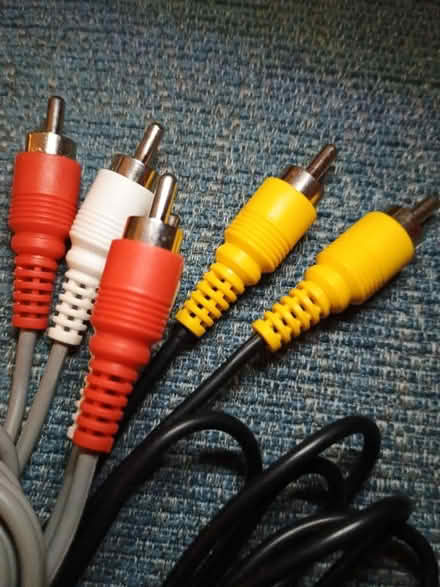 Photo of free RCA Audio/videi cables (Barming Heath ME16) #2