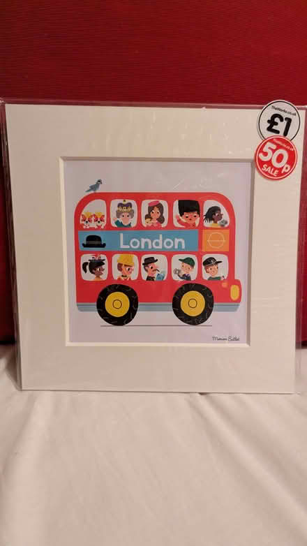 Photo of free London themed prints (Great Baddow CM2) #1