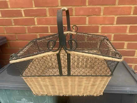 Photo of free Hamper basket (Cheshunt EN7) #1