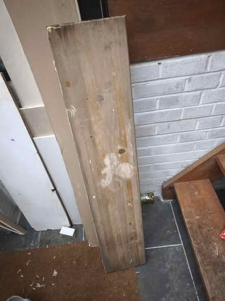 Photo of free IKEA shelf (Coulsdon, CR5) #2