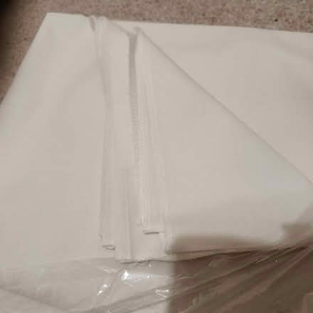 Photo of free 2 single fitted sheets (Central HORSHAM) #1