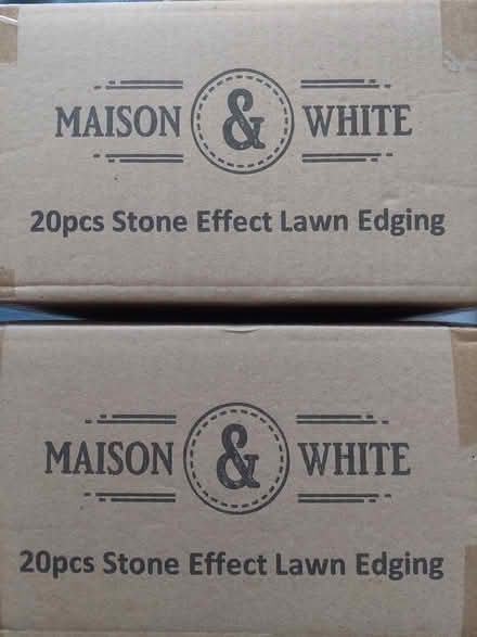 Photo of free Garden border decoration (Woodside CR0) #2