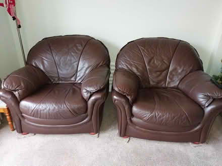 Photo of free 2 x leather armchairs (Portsmouth PO1) #1