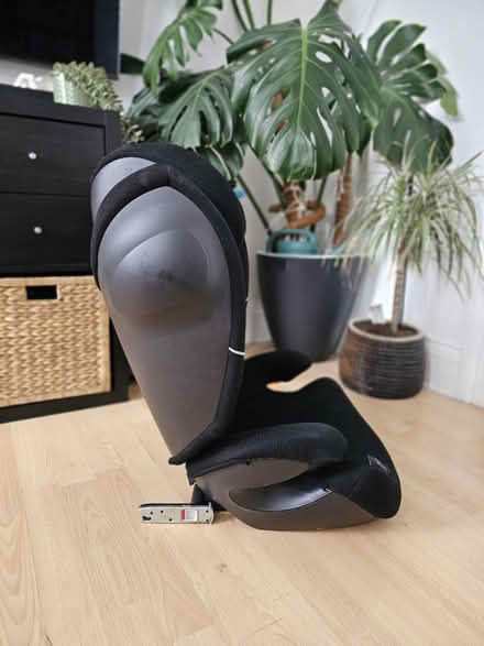 Photo of free Cybex Solution M fix SL carseat (SW19 Wimbledon) #3