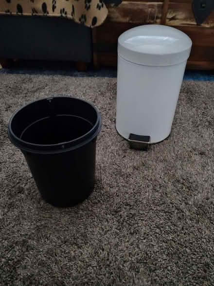 Photo of free Bathroom bin (Osmaston DE24) #3