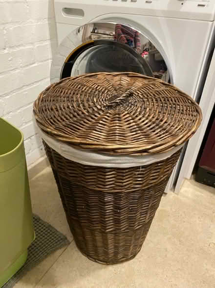 Photo of free Woven basket laundry bin with lid (AL4, St albans) #1
