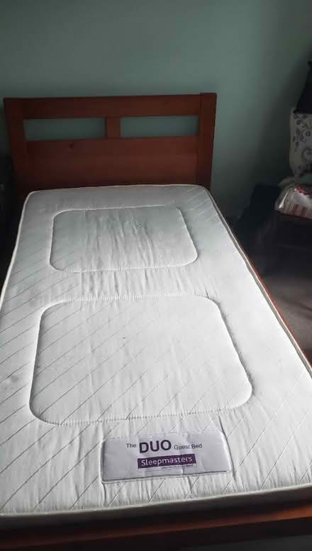 Photo of free Single bed, duvet covers pillowcase (WF4 Horbury) #1