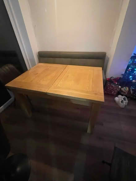Photo of free Oak extending dining table (Penwortham, PR1) #4