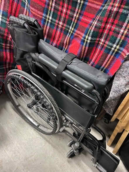 Photo of free Various household items (Maryburgh KY4) #1