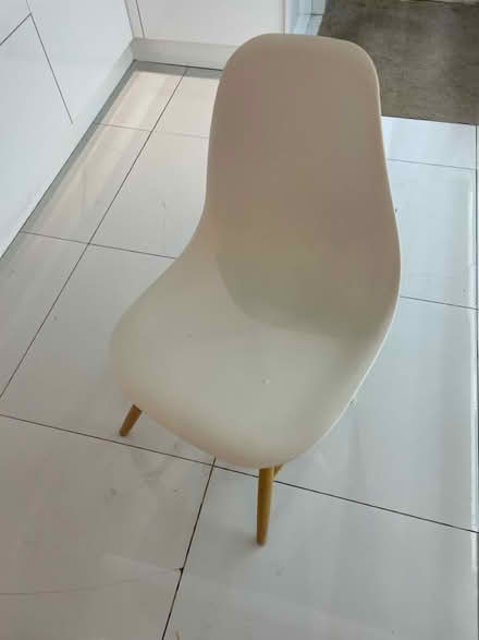 Photo of free Chair for spares (TW18) #1