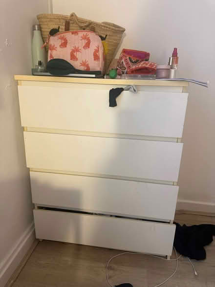 Photo of free White Chest of Drawers (Canonbury N1) #1