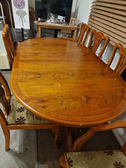 Photo of free dinning table and 6 chairs (IP7) #1
