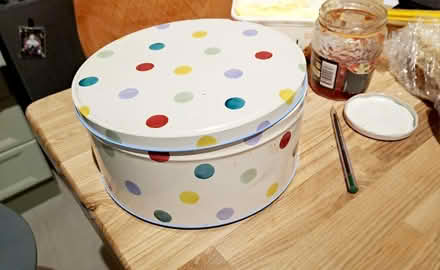 Photo of free Cake tin RG26 (Bramley, Hants RG26) #1