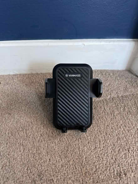 Photo of free Car Phone Holder (Selsdon CR2) #1