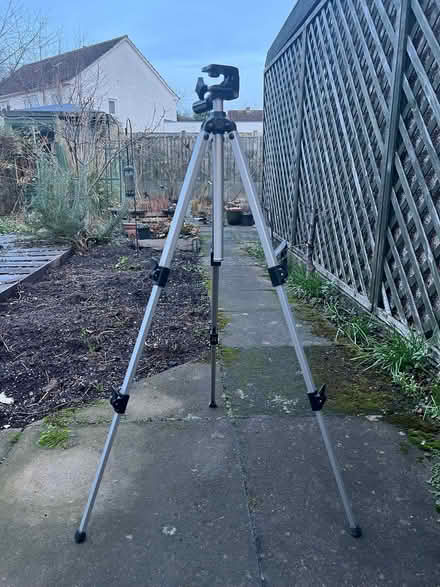 Photo of free Tripod (Gyle EH12) #1