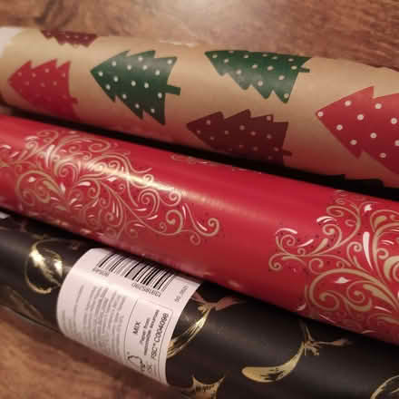 Photo of free Christmas Wrapping Paper - 1x3m roll and various other cuts. (Stirling FK8) #1