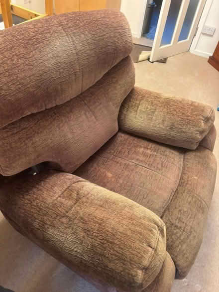Photo of free Electric reclining armchair (Southgate N14) #1