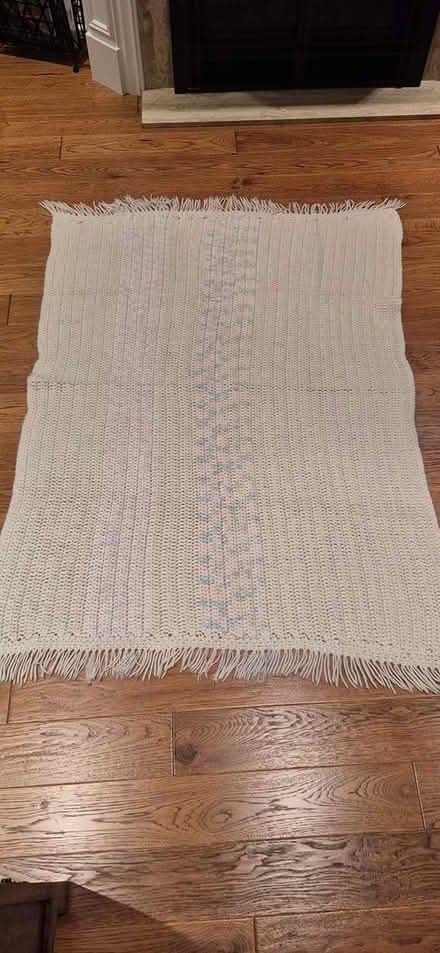 Photo of free Hand-Knit Throw/Blanket (Yonge & Elgin Mills) #1