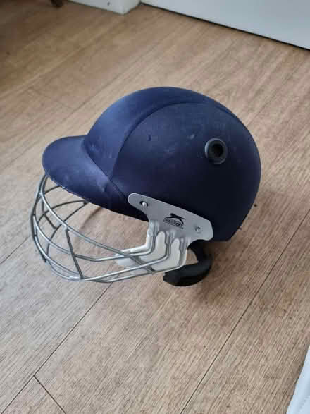 Photo of free Cricket gear 11 plus (Bathford, BA1) #2