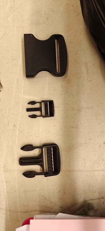 Photo of free lots of clips, multiple sizes (Baldock SG7) #2