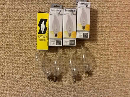 Photo of free Bulbs, Bulbs, Bulbs (UES, 69 St bet 2nd and 1st Ave) #4