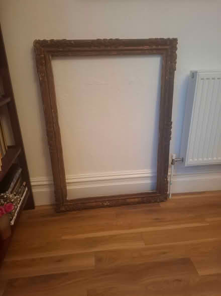 Photo of free French picture/mirror frame (Formby L37) #1