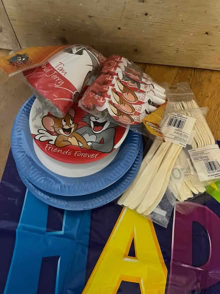 Photo of free Birthday / Christmas party stuff (Kentish Town NW5) #1