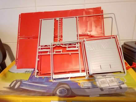 Photo of free 1.24 scale trailer no chassis (Orton Goldhay) #1