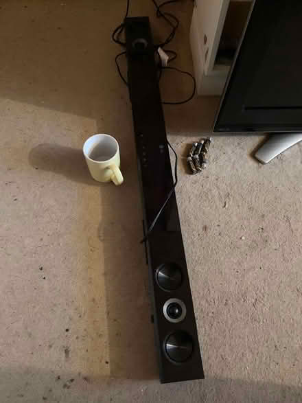 Photo of free Sound bar for TV (West Molesey.) #1