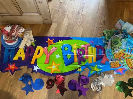 Photo of free Birthday / Christmas party stuff (Kentish Town NW5) #2