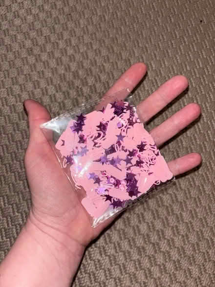 Photo of free Baby shower: girl confetti (Hemel Hempstead HP2) #2