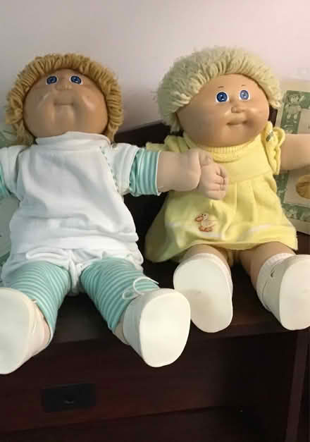 Photo of free Cabbage Patch Dolls and clothes (Alta Vista) #1