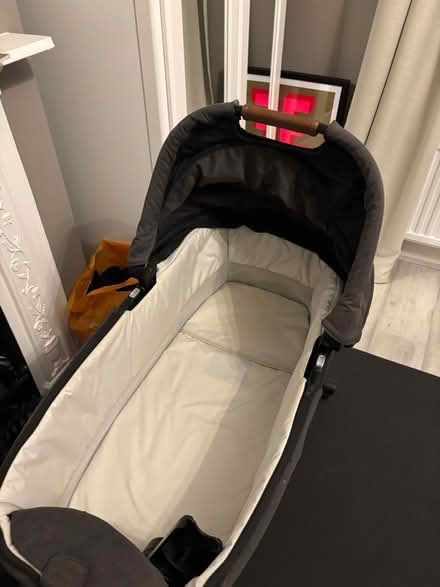 Photo of free Nuna pram (W13 ealing) #1