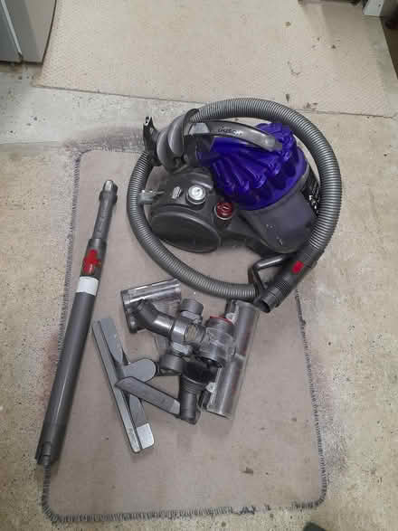 Photo of free Dyson- not working. Spares/repairs (Sutton Valence ME17) #2