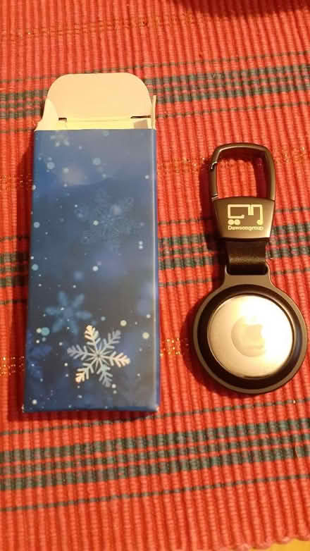 Photo of free Apple Airtag (Becontree RM8) #1