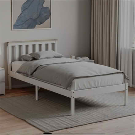 Photo of free Single bed (Al2 3lg) #1