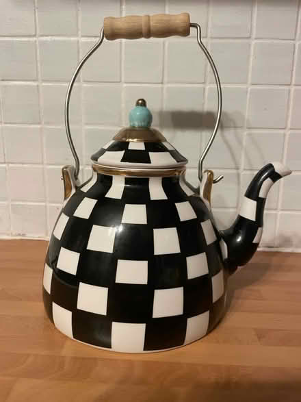 Photo of free Black and white teapot (Nailsworth GL6) #1
