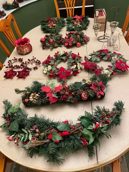 Photo of free Box of Xmas decorations (Bishops Stortford CM23 4FN) #2