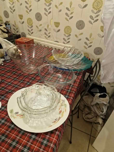 Photo of free Plate (TF7 5PR) #1