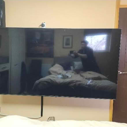 Photo of free 7t inch LG smart TV cracked screen but working (Lodge Moor S10) #2