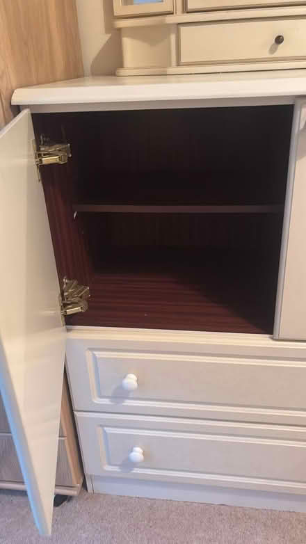 Photo of free White bedroom dresser (Southgate N14) #2