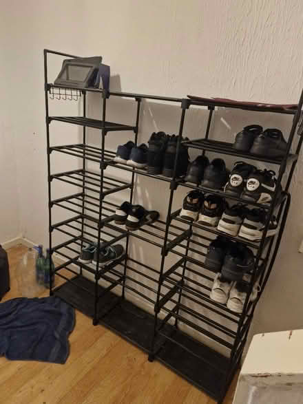 Photo of free Shoe rack (TF7 5PR) #1