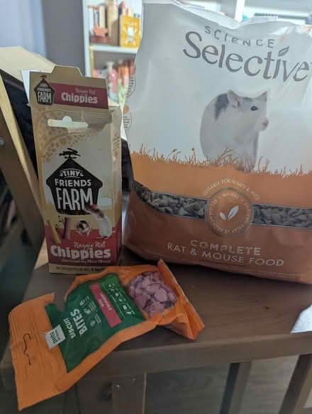 Photo of free Rat/Mouse Food And Treats (Hedge End SO30) #1