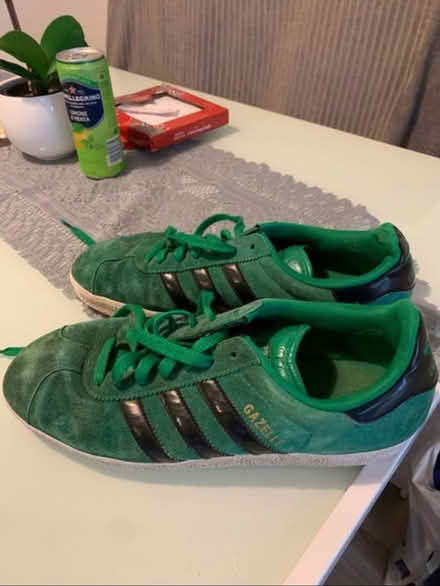Photo of free Adidas gazelle 8.5 (Wf82fy) #1