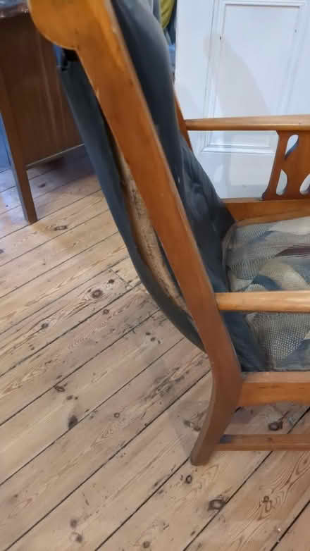 Photo of free armchair (Caburn Road) #3