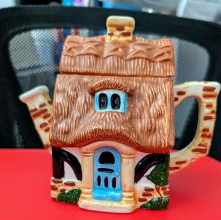 Photo of free Teapot (Netherley L27) #1