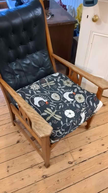 Photo of free armchair (Caburn Road) #1