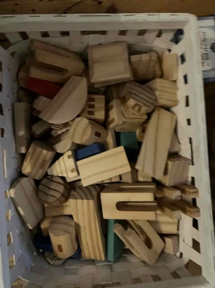 Photo of free Blocks (mostly castle) (Finsbury Park (N4)) #1