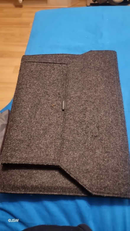 Photo of free Laptop sleeve 16" (Colindale NW9) #1